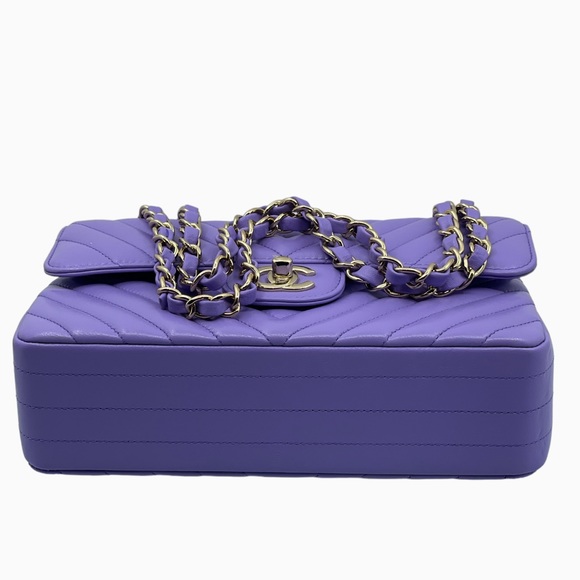 CHANEL Lambskin Chevron Quilted Small Double Flap Purple GHW - Picture 15 of 16